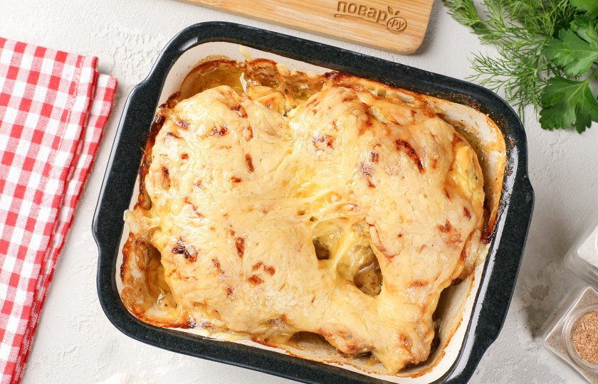 1. Этап. Куриные ножки со сметаной и сыром: Куриные ножки со сметаной и сыром готовы. Можно сразу подавать к столу.