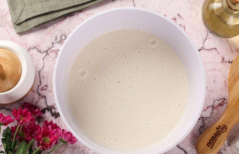 1. Этап. Блины на снежке: Перемешайте до однородного состояния. Тесто готово.