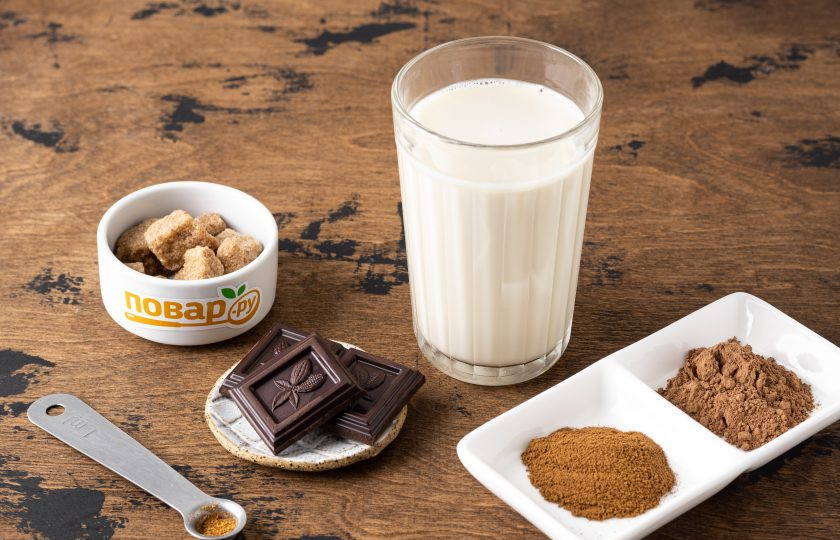 1. Этап. Горячий шоколад с кофе и с перцем чили: Подготовьте все ингредиенты.