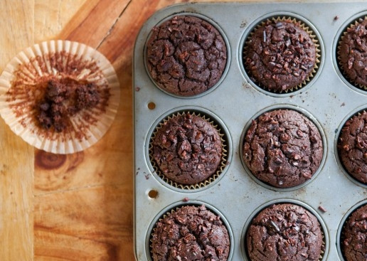 1. Этап. Маффины с шоколадом классические: 2. Запекаем примерно 25 минут при температуре в 200 градусов.