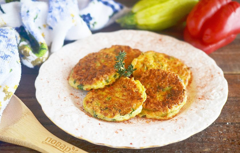 1. Этап. Блинчики из кабачков с зеленью: 6. Приятного аппетита!