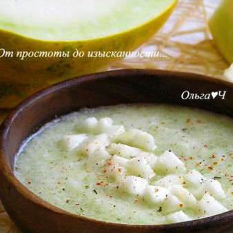 Огуречный гаспачо с дыней