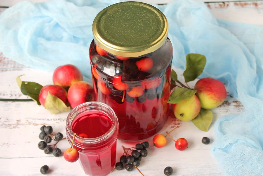 1. Этап. Компот из ранеток и черноплодки: Удачных заготовок!