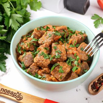 Томлёная говядина в мультиварке