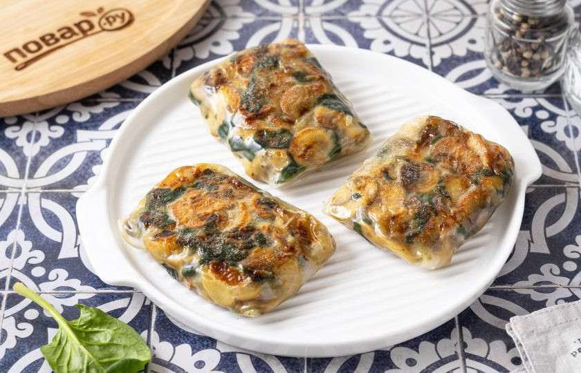 1. Этап. Блины из рисовой бумаги с шампиньонами: Блины из рисовой бумаги с шампиньонами готовы, приятного вам аппетита!