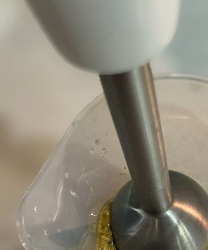 1. Этап. Полезный майонез из варёных яиц: Все соединить блендером до однородной массы