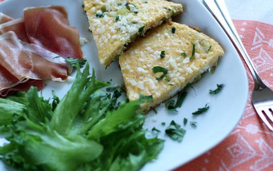 1. Этап. Фриттата: Нарезаем фриттату на кусочки и подаем в горячем виде. Приятного аппетита!