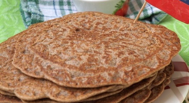 1. Этап. Гречневые блины заварные: 3. Вот и все! Обжарим каждый блин с двух сторон и подадим тарелку с гречневыми душистыми красавцами к столу!
