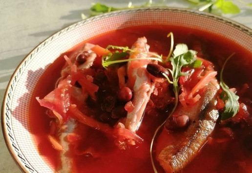 1. Этап. Борщ с фасолью и мойвой: Подавать сразу. Приятного аппетита!