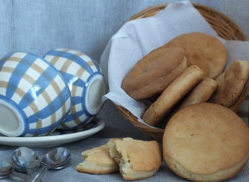 1. Этап. Сдобные лепешки: Приятного аппетита!