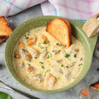 Рецепт мидии в сливочно-чесночном соусе на сковороде