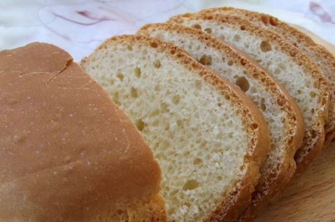 1. Этап. Рисовый хлеб в хлебопечке: Закрываем крышку и устанавливаем режим 