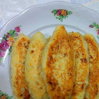 Картофельные зразы с сосиской