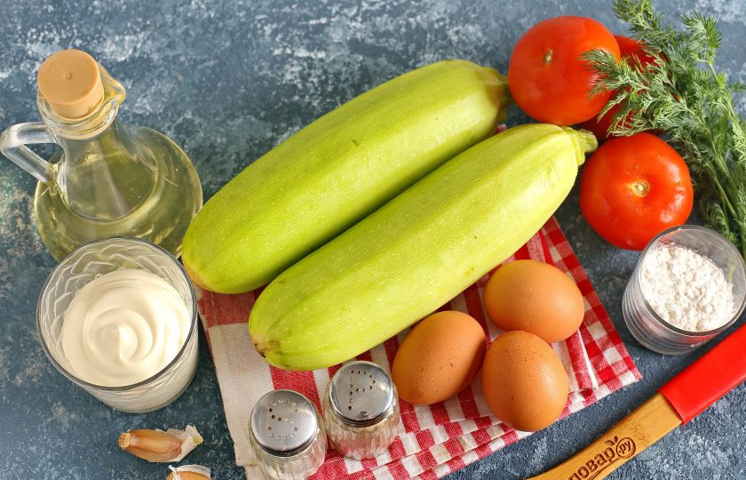 1. Этап. Торт из цукини: Подготовьте все ингредиенты.