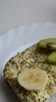 1. Этап. Творожная запеканка Точка: Вытащить запеканку из формы, нарезать, украсить нарезанными кусочками киви и банана.