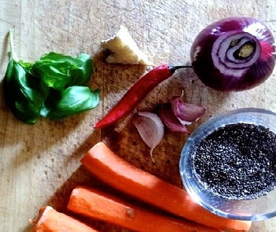 1. Этап. Морковные котлеты без яиц: 1. Список ингредиентов, необходимых, чтобы повторить этот рецепт на своей кухне довольно прост. Первым делом нужно в подсоленной воде отварить до готовности рис или просо.