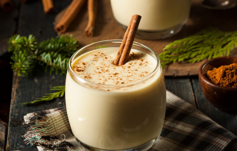 1. Этап. Эгг-ног: Готовый эгг-ног подавайте холодным или, по желанию, можете подогреть слегка. Приятного аппетита!