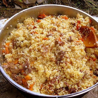 Плов с тушенкой