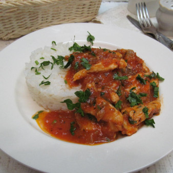 Курица в лечо