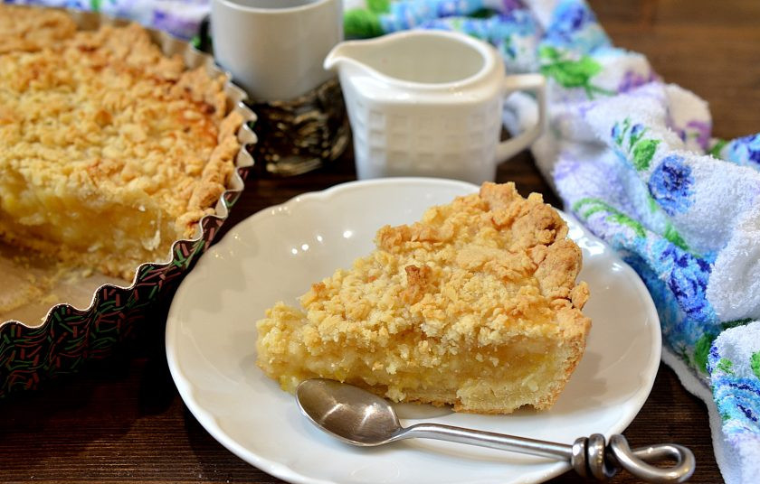 1. Этап. Песочный пирог Лимонник: Выпекайте в духовке при 180 градусах около 45 минут. Приятного аппетита!