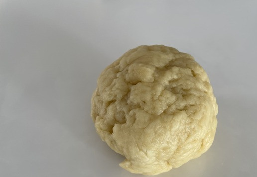 1. Этап. Крекер с семечками: Из данного количества ингредиентов получится один стандартный противень печенья. Все составляющие вымешиваем, накрываем пакетом или перевернутой миской и оставляем на 10-15 минут