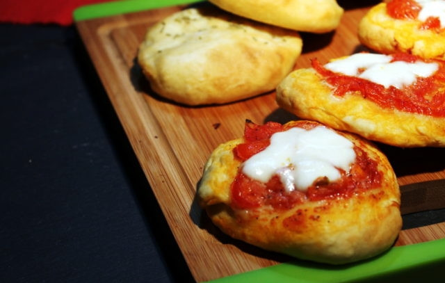 1. Этап. Быстрые мини пиццы: 7. Приятного аппетита!