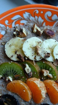 1. Этап. Гречневый смузи-боул: Блюдо получается нежным, в меру сладким, приятным на вкус.