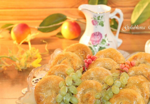 1. Этап. Творожное печенье с виноградом кишмиш: Время выпечки и температура зависят от особенностей вашей духовки. Печенье готово!