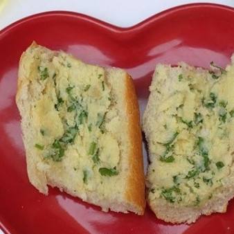 Чесночный сыр