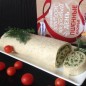 Омлетный рулет со шпинатом и хлопьями Лук мелко нарезать, спассеровать с замороженным шпинатом. Охладить и добавить натертый на терке сыр, майонез, соль, перец, чеснок и специи по вашему вкусу. Растопленное сливочное масло смешать с теплым молоком и мукой, чтобы не было комочков. Добавить сливки (у меня 10% жирности) и пшенные хлопья. Белки отделить от желтков. Добавить в тесто желтки и соду. Белки взбить до густой пены и также добавить в тесто. Выложить на тефлоновый лист для выпечки (или пергаментную бумагу, смазанную маслом). Выпекать в разогретой до 180 градусов духовке 8-10 минут - до появления золотисто-коричневой корочки по краям. На приготовленный омлет выложить начинку из шпината и сыра И свернуть в рулет. Накрыть пищевой пленкой и убрать в холодильник до остывания.