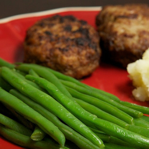 1. Этап. Жареная фасоль: Подавать можно к котлетам и картофелю. Приятного аппетита!