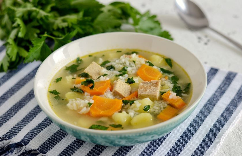 1. Этап. Рисовый суп без мяса: Рисовый суп без мяса готов, приятного аппетита!