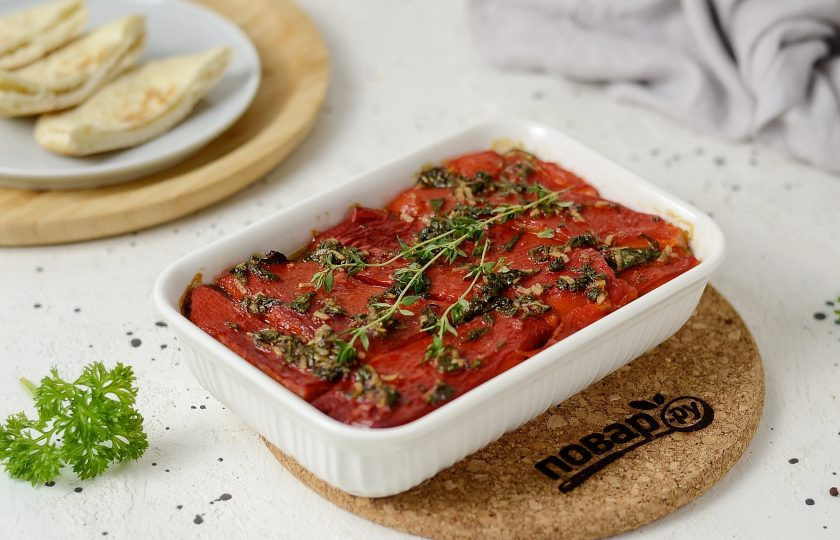 1. Этап. Овощной тьян из баклажанов и болгарского перца: Затем охладите тьян и его можно будет подавать к столу. Приятного аппетита!