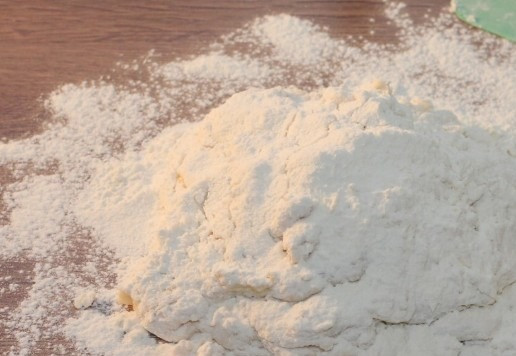 1. Этап. По мотивам кребли или вергуны: 6... замесить тесто.