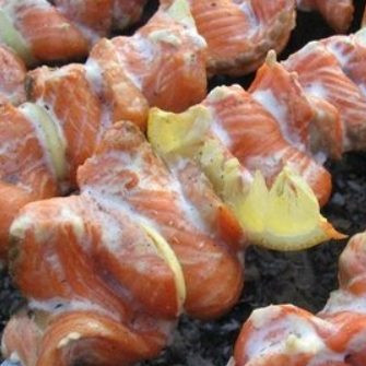 Шашлык из речной рыбы