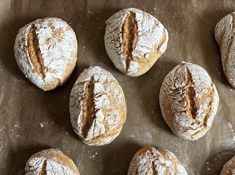 1. Этап. Ржаные булочки  Быстрые: Мои булочки выпекались 25 минут, не сгорели.