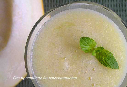 1. Этап. Дынно-ананасовый коктейль: Разлейте по бокалам, по желанию добавьте кубики льда, украсьте мятой.