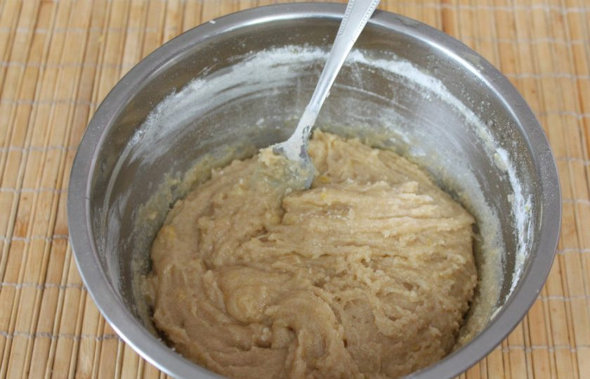 1. Этап. Песочное имбирное печенье: Тесто отправляем в холод на 20 минут.