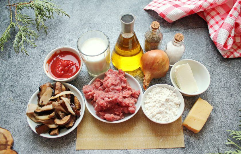 1. Этап. Мясная лазанья с грибами и соусом Бешамель: Подготовьте все необходимые ингредиенты для приготовления мясной лазаньи с грибами и соусом 