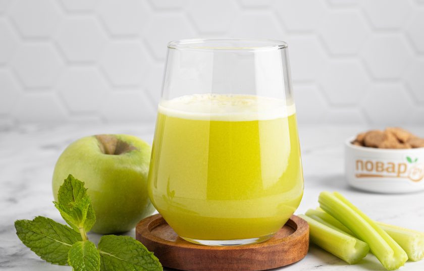 1. Этап. Свежевыжатый сок из сельдерея и яблок: Свежевыжатый сок из сельдерея и яблок готов!