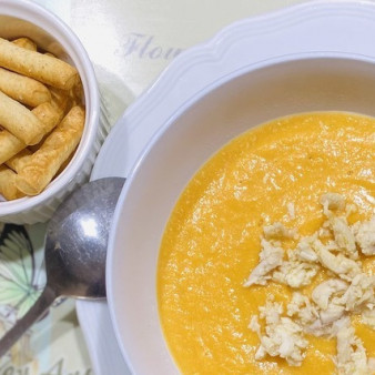 Суп-пюре с бататом и куриной грудкой