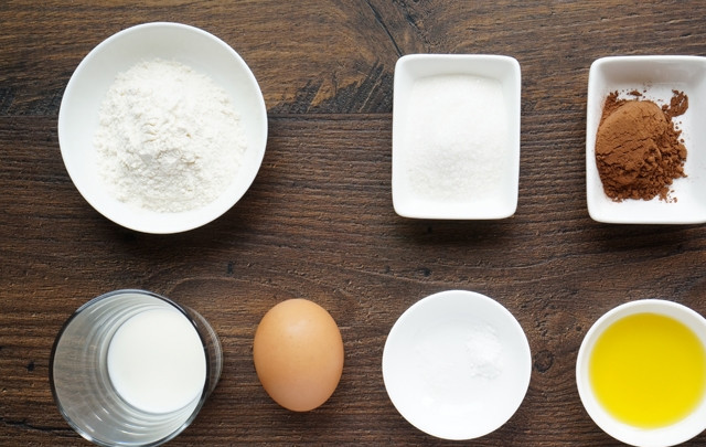 1. Этап. Кекс в микроволновке за 5 минут: Подготовьте ингредиенты.