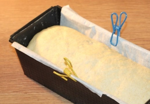 1. Этап. Хлеб на картофельном отваре: 8. Оставить формочку в теплом месте от 30 мин. до 1 часа или до увеличения теста в 2,5 раза.