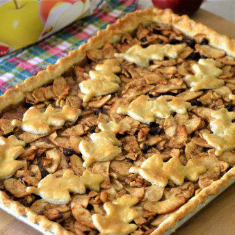 Autumn Apple Slab Pie