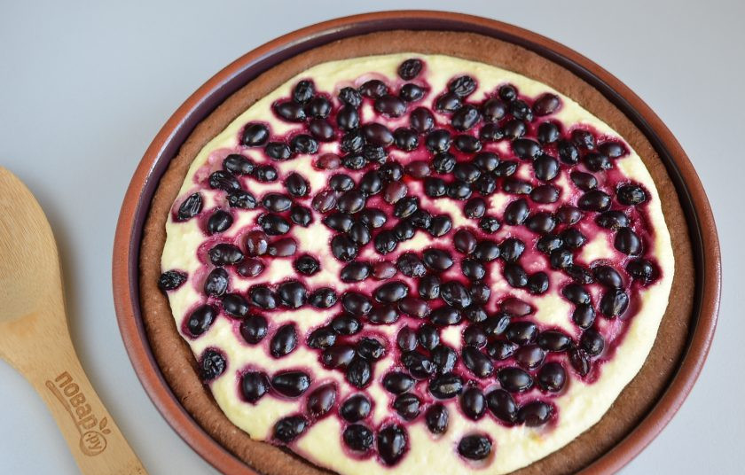 1. Этап. Шоколадная кростата: Выпекайте кростату 45 минут при 180 градусах. Остудите полностью в форме.