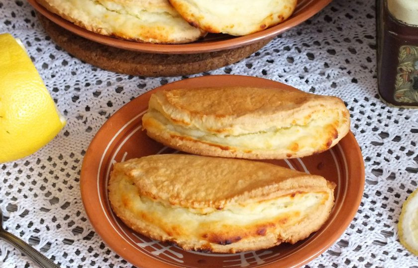 1. Этап. Сочни на маргарине: Подавайте с любимыми напитками. Приятного аппетита!