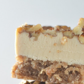 Творожный торт с орехами