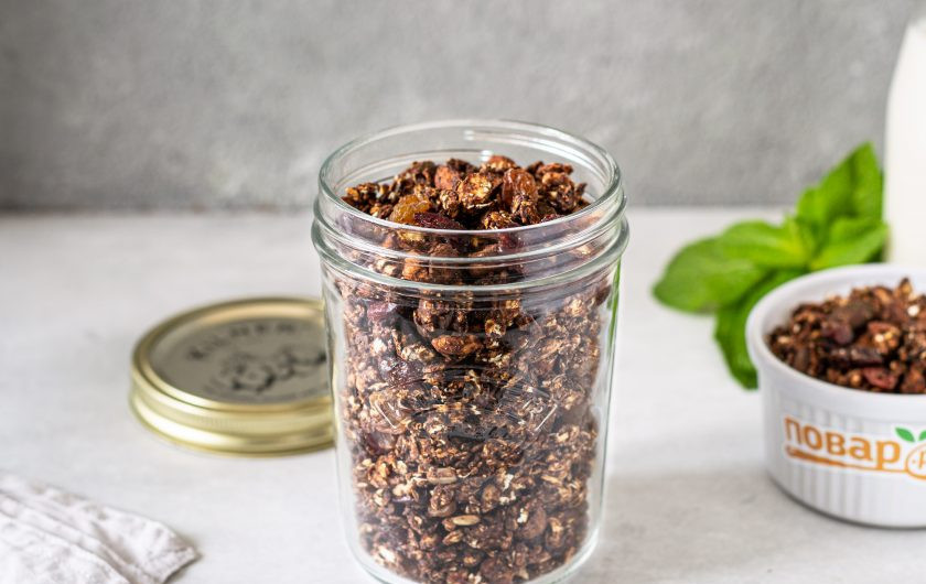 1. Этап. Шоколадная гранола: Шоколадная гранола готова. Храните ее в плотно закрывающейся стеклянной банке.