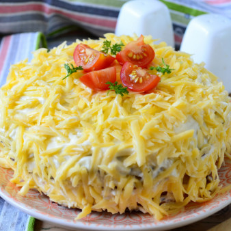 Кабачковый торт с помидорами и сыром