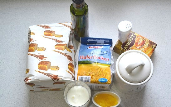 1. Этап. Овсяные лепешки в духовке: 1. Подготовим все необходимые ингредиенты.